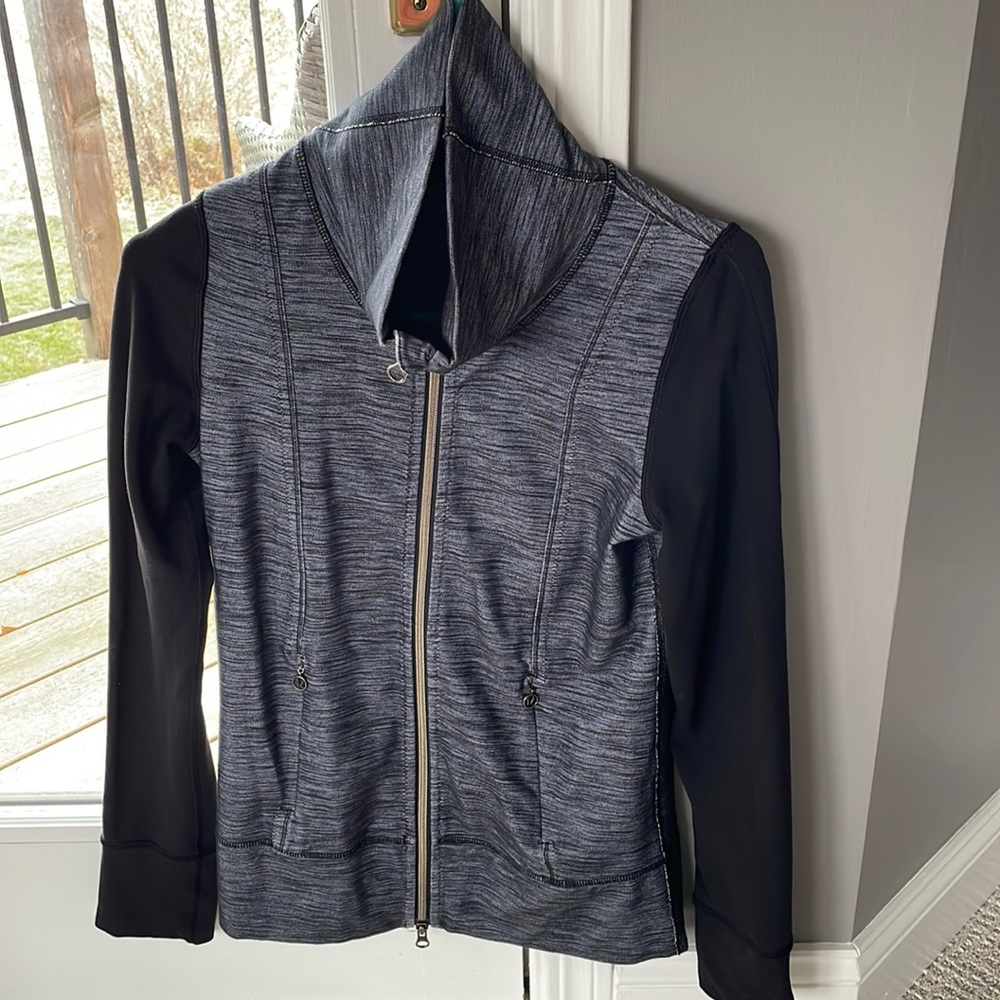 Lululemon athletica jacket